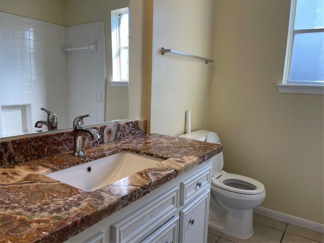 210 Squires Bend, Stafford, TX 77477