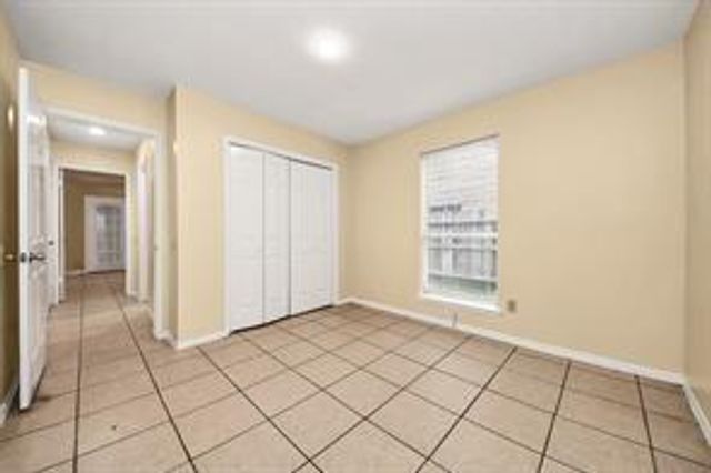 210 Squires Bend, Stafford, TX 77477