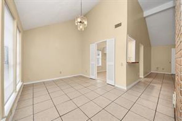 210 Squires Bend, Stafford, TX 77477