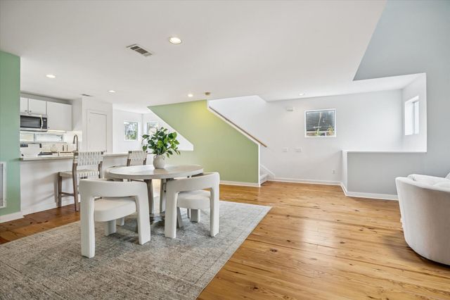 2508 Calumet Street E, Houston, TX 77004