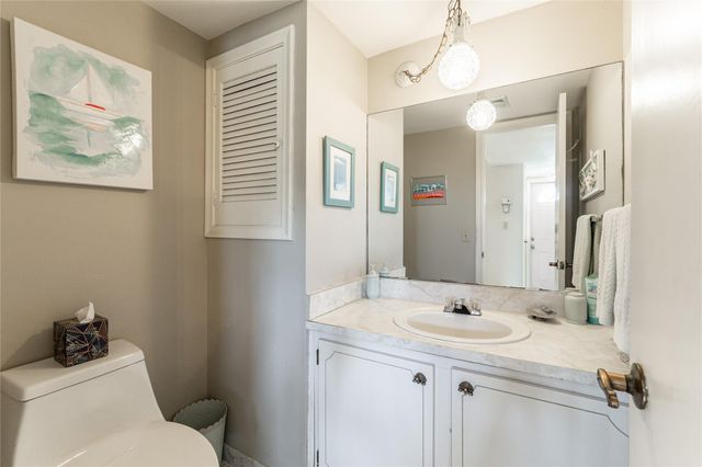 671 S Hollybrook Drive 306, Pembroke Pines, FL 33025