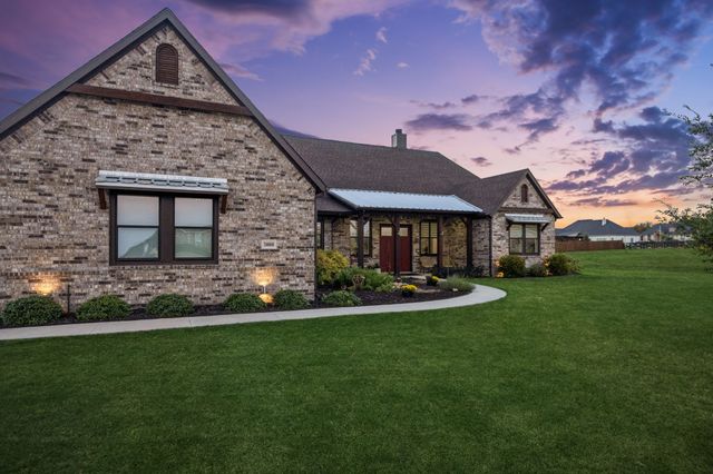 5008 Crown Court, Sanger, TX 76266