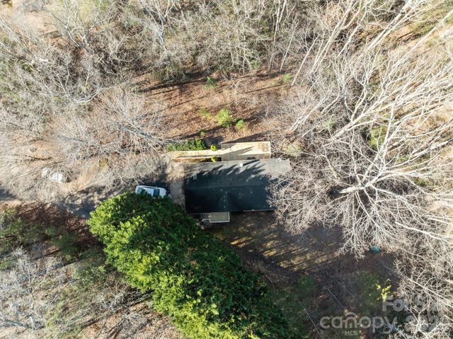 102 Scotts Cove Road, Nebo, NC 28761