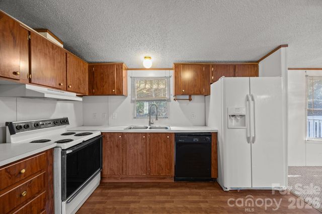 102 Scotts Cove Road, Nebo, NC 28761