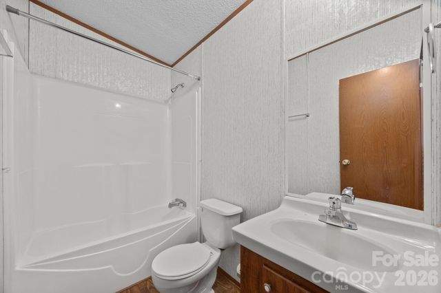 102 Scotts Cove Road, Nebo, NC 28761
