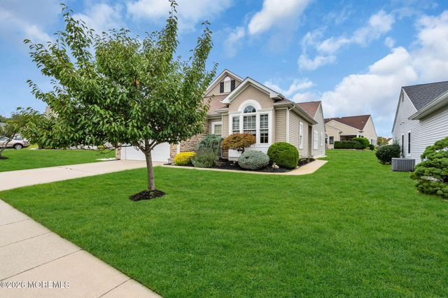 9 Millstone Way, Waretown, NJ 08758