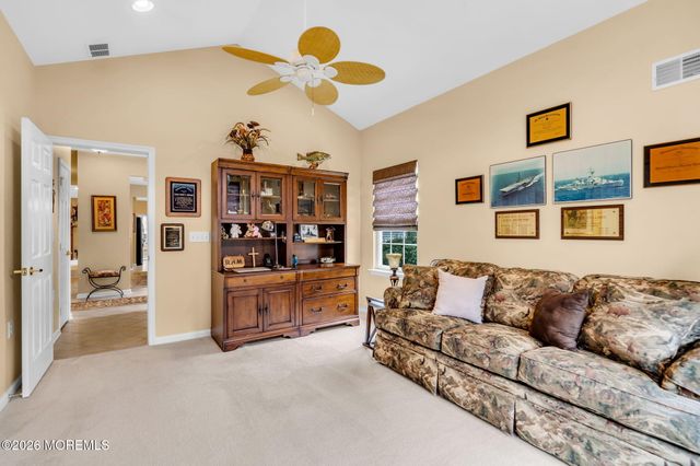 9 Millstone Way, Waretown, NJ 08758