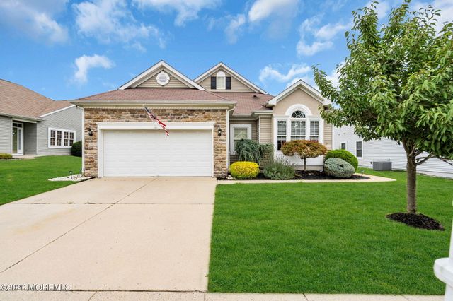9 Millstone Way, Waretown, NJ 08758