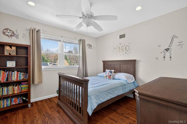 461 Stratton Road, New Rochelle, NY 10804