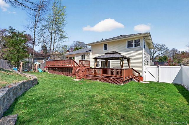 461 Stratton Road, New Rochelle, NY 10804