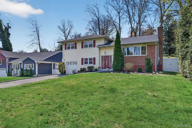 461 Stratton Road, New Rochelle, NY 10804