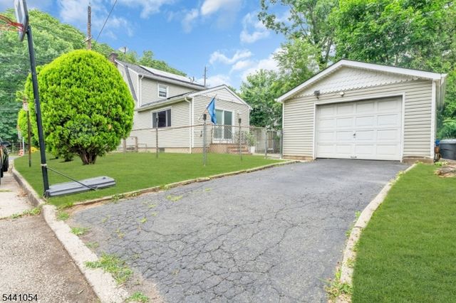 1030 Westfield Ave, Rahway City, NJ 07065