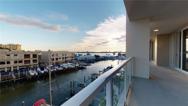 920 N OSCEOLA AVENUE 405, Clearwater, FL 33755