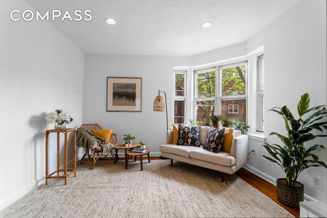 14124 78th Ave Apt 2B, New York City, NY 11367