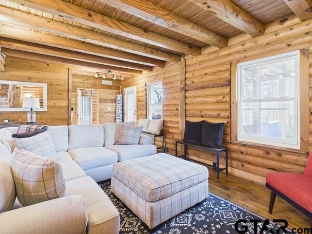 7386 Clint Ct, Athens, TX 75752