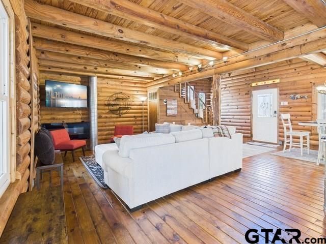 7386 Clint Ct, Athens, TX 75752