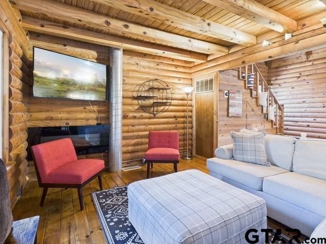 7386 Clint Ct, Athens, TX 75752