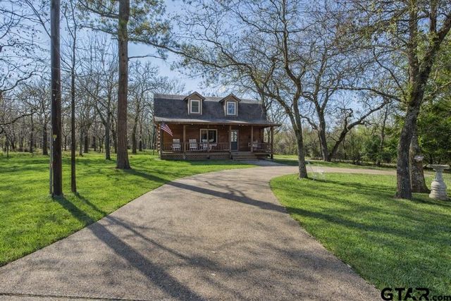 7386 Clint Ct, Athens, TX 75752