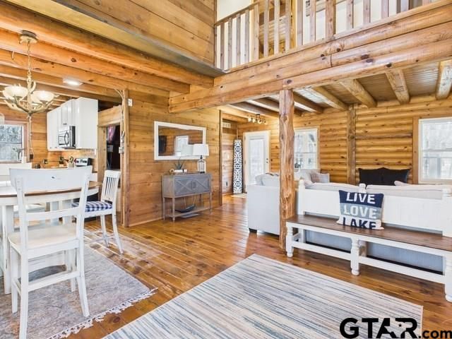 7386 Clint Ct, Athens, TX 75752