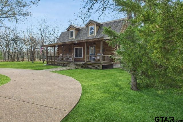 7386 Clint Ct, Athens, TX 75752