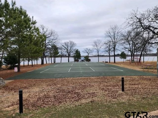 7386 Clint Ct, Athens, TX 75752