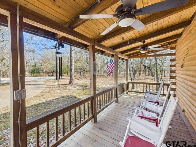 7386 Clint Ct, Athens, TX 75752