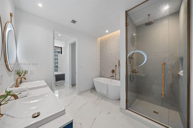 2655 S Bayshore Dr 1505, Miami, FL 33133