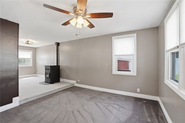 50 Pera Street, Warwick, RI 02886