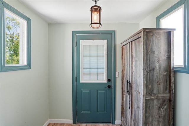 50 Pera Street, Warwick, RI 02886