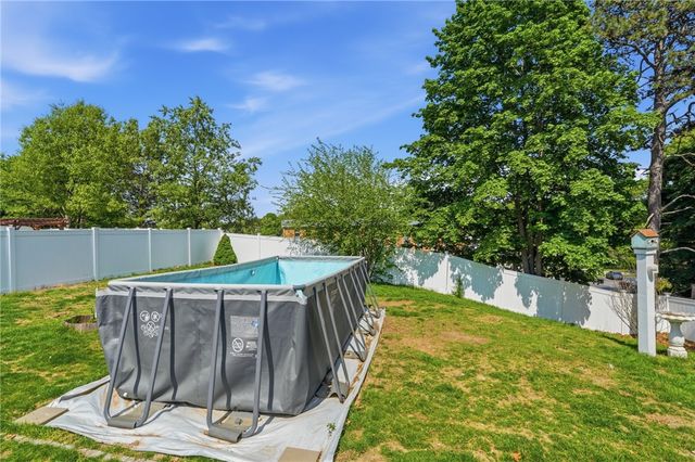 50 Pera Street, Warwick, RI 02886