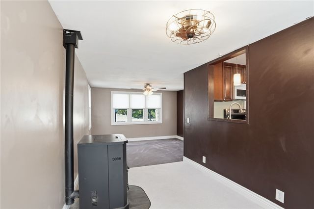 50 Pera Street, Warwick, RI 02886