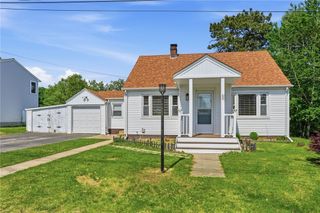 50 Pera Street, Warwick, RI 02886
