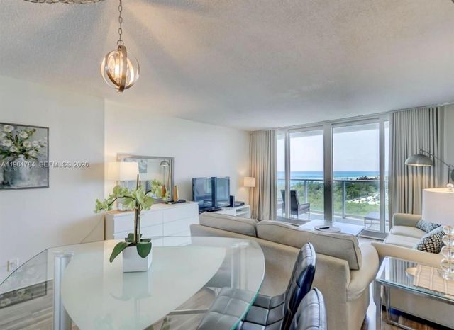 100 Bayview Dr 1423, Sunny Isles Beach, FL 33160