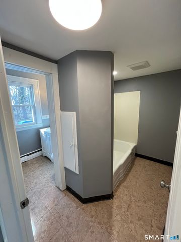 525 Allen Street, New Britain, CT 06053