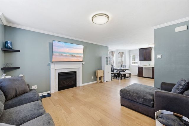 66 Riley Rd 66, Tyngsborough, MA 01879