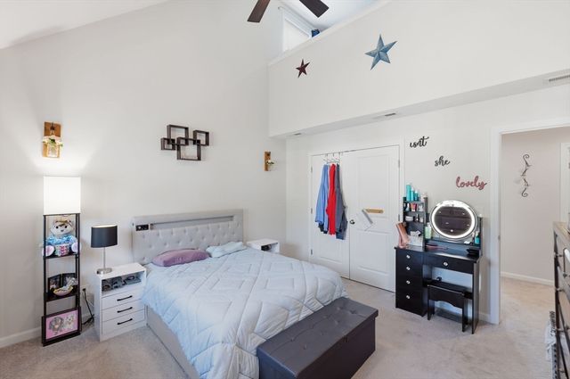 66 Riley Rd 66, Tyngsborough, MA 01879