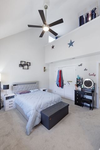 66 Riley Rd 66, Tyngsborough, MA 01879