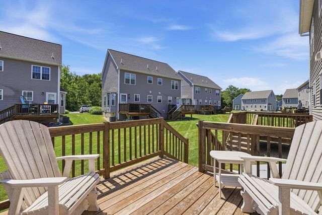 66 Riley Rd 66, Tyngsborough, MA 01879