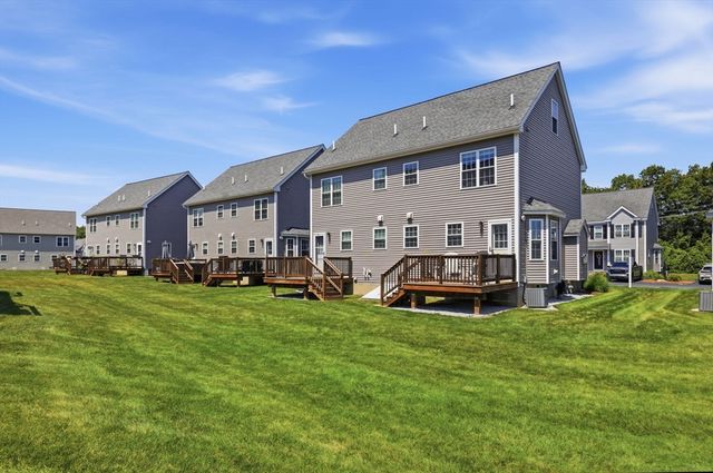 66 Riley Rd 66, Tyngsborough, MA 01879