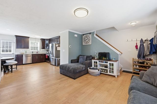 66 Riley Rd 66, Tyngsborough, MA 01879
