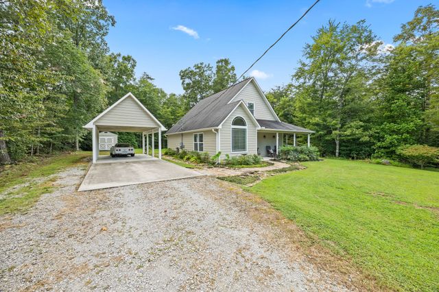 159 Honeysuckle Rd, Pikeville, TN 37367
