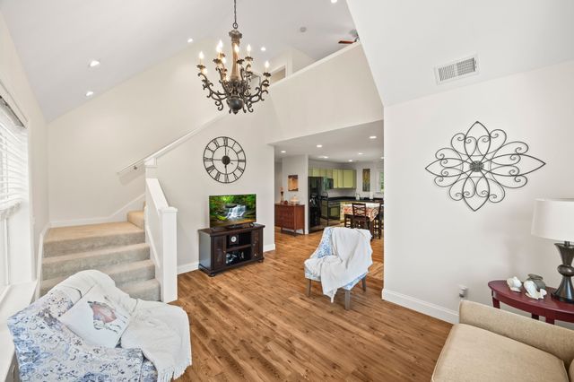 159 Honeysuckle Rd, Pikeville, TN 37367