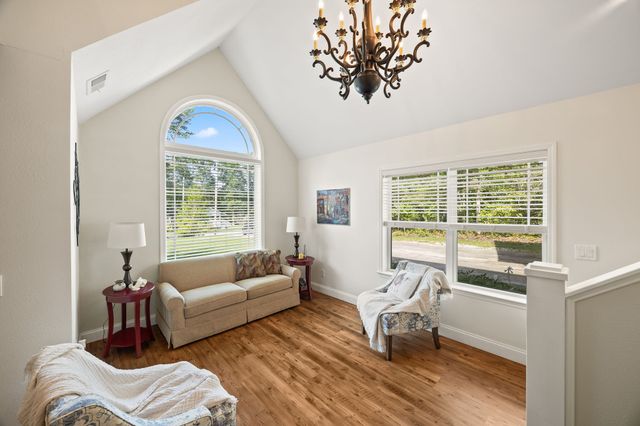 159 Honeysuckle Rd, Pikeville, TN 37367