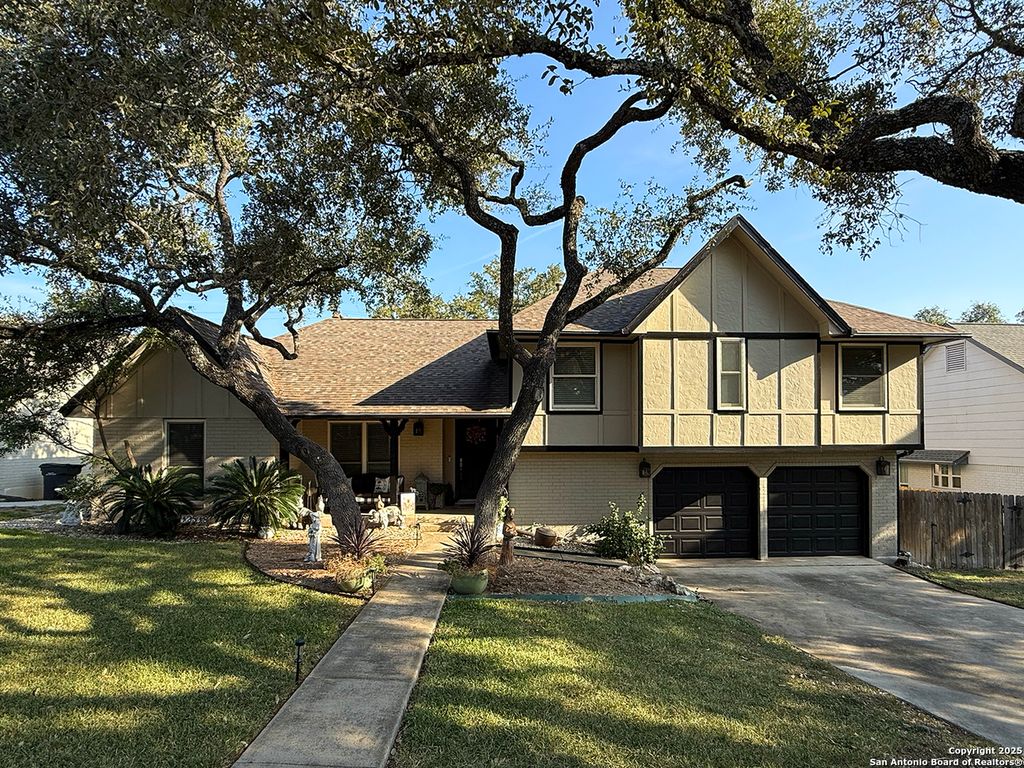 12518 Chateau Forest, San Antonio, TX 78230