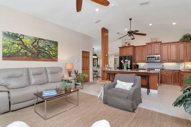 2763 BUCKHORN OAKS DRIVE, Valrico, FL 33594