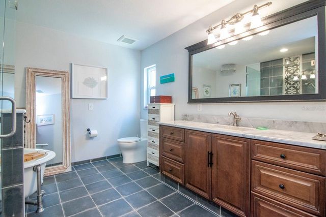 2763 BUCKHORN OAKS DRIVE, Valrico, FL 33594
