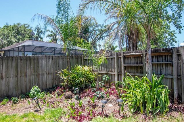 2763 BUCKHORN OAKS DRIVE, Valrico, FL 33594