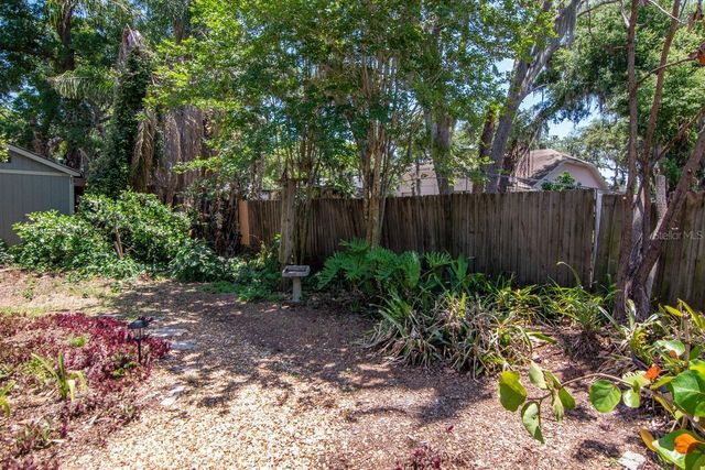 2763 BUCKHORN OAKS DRIVE, Valrico, FL 33594