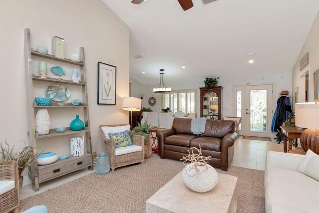 2763 BUCKHORN OAKS DRIVE, Valrico, FL 33594