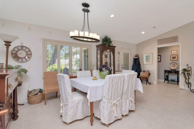 2763 BUCKHORN OAKS DRIVE, Valrico, FL 33594